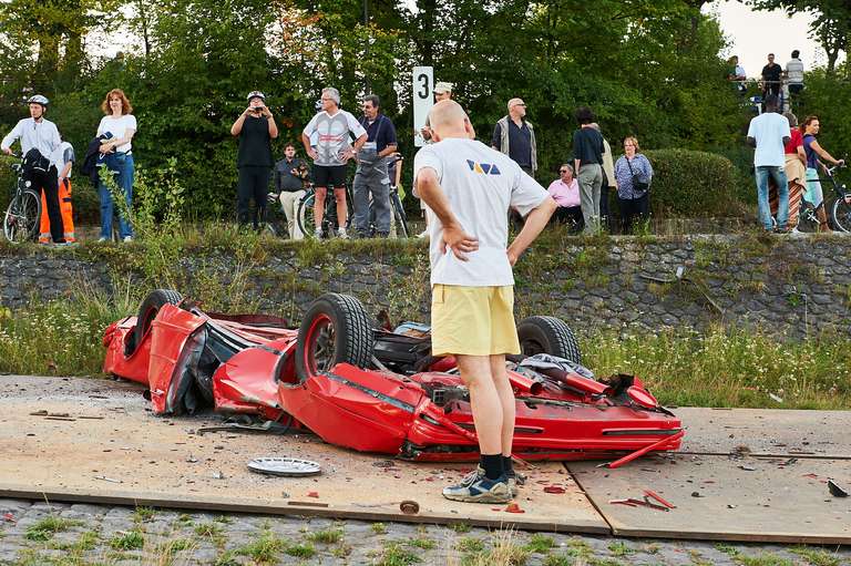 HA Schult ÖkoGlobe '08 - CAR CRASH, fotografiert von Jürgen Hermann Krause