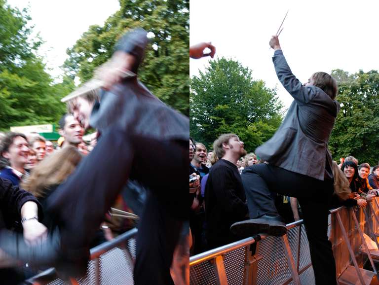 THE ARCADE FIRE - Monsters Of Spex 2005