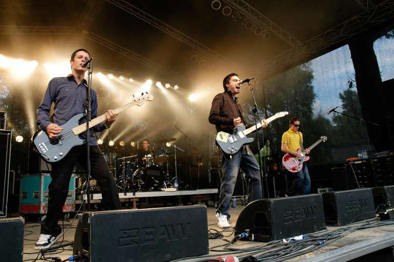 HARD-FI - Monsters Of Spex 2005