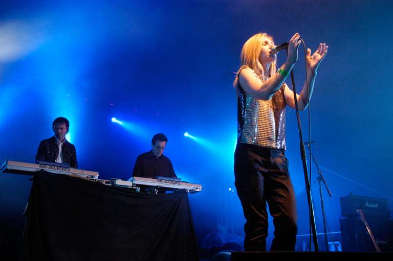 SAINT ETIENNE - Monsters Of Spex 2005