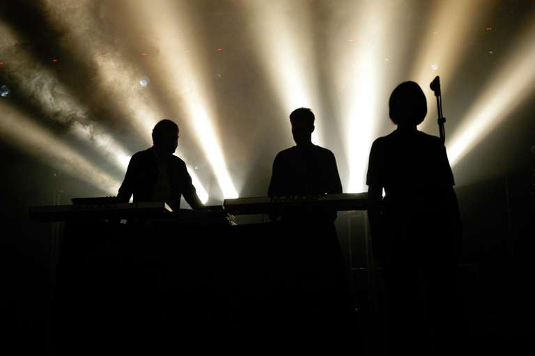 SAINT ETIENNE - Monsters Of Spex 2005