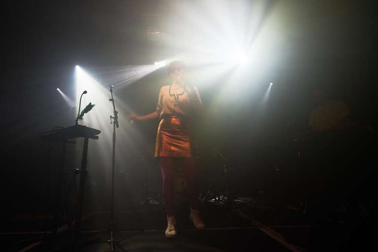 Lisa Spielmann & Kamikazebabies- Live im artheater Köln, fotografiert von Jürgen Hermann Krause