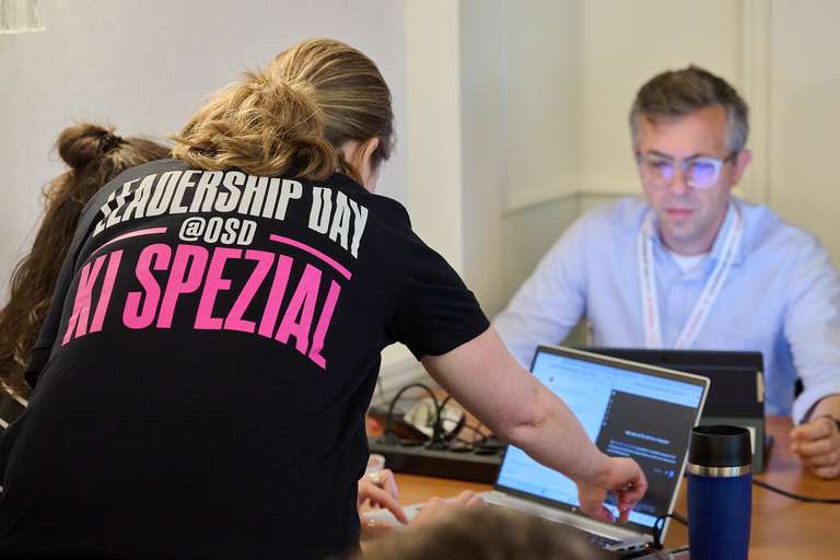 KI-Training für Führungskräfte der Deutschen Telekom AG - fotografiert von Jürgen Hermann Krause